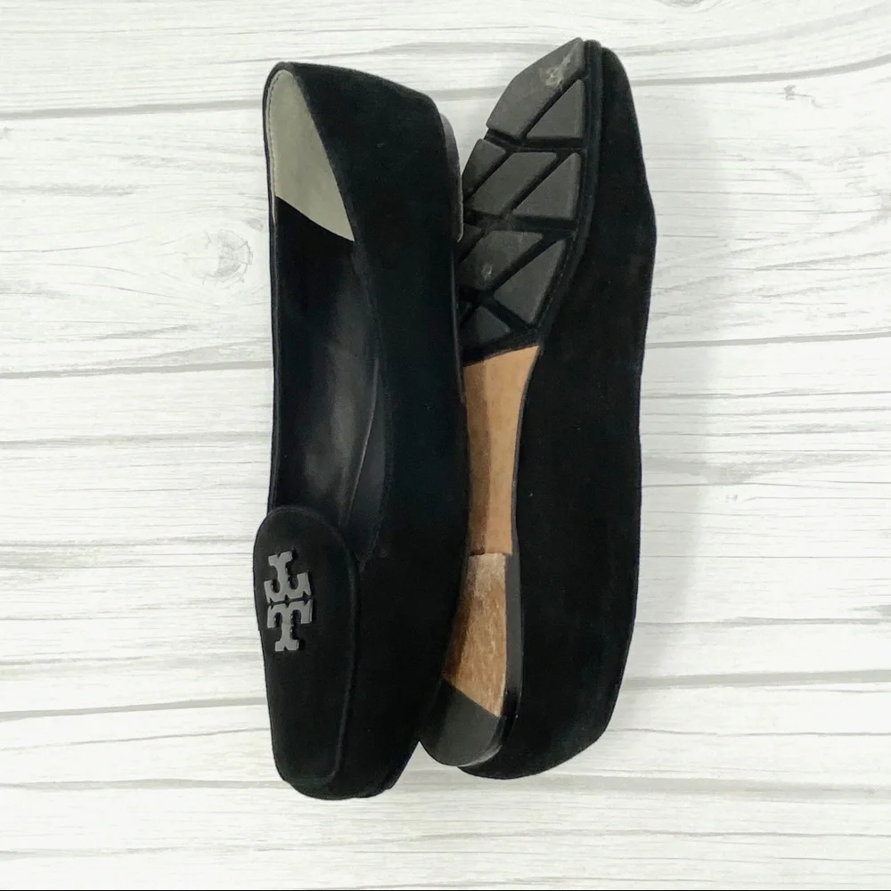 TORY BURCH Black Suede Emblem Loafers Flats